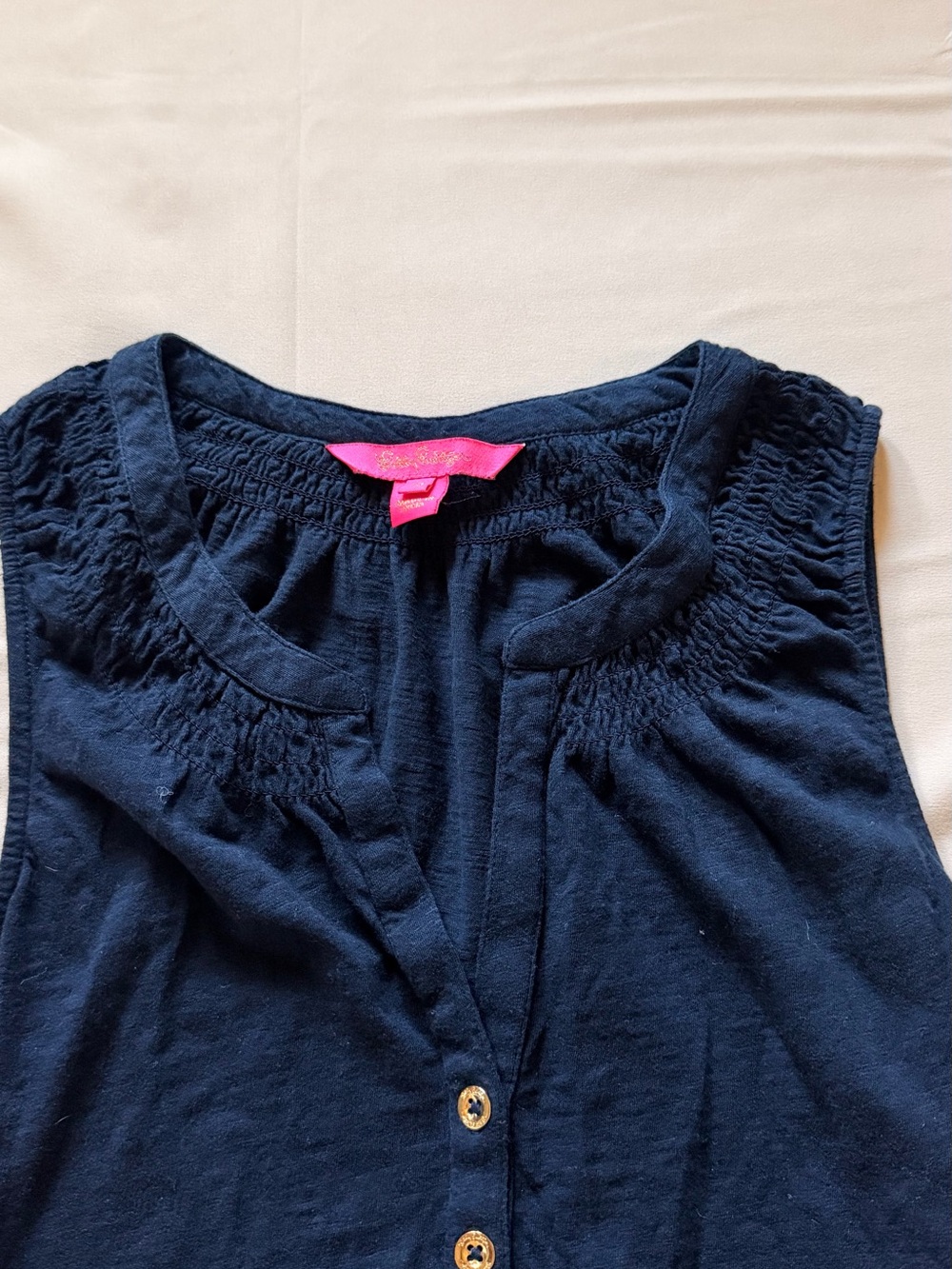 Lilly Pulitzer Navy Sleeveless Henley Top Gold Buttons Size M - Picture 3 of 5